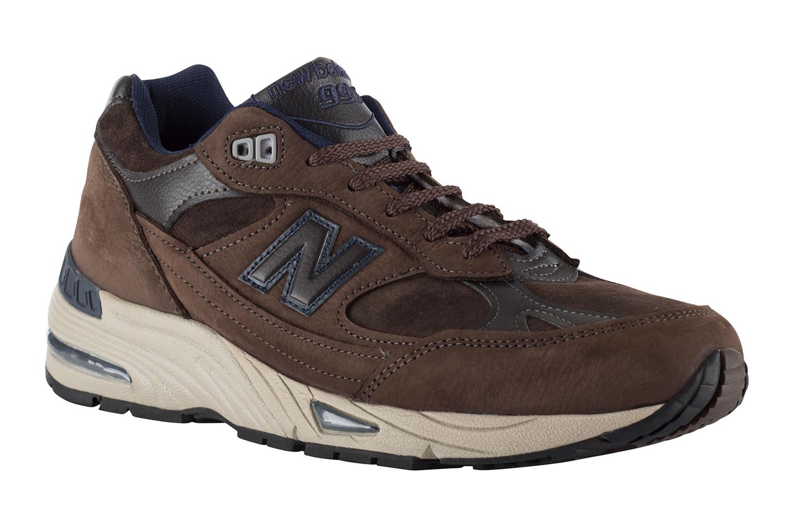 new balance marroni